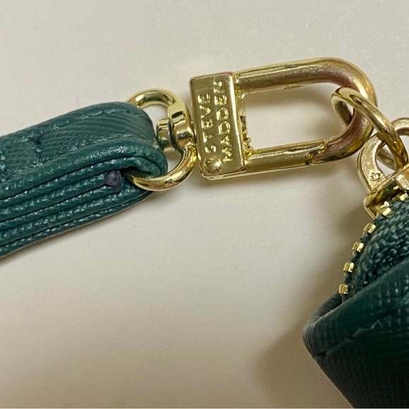 Steve Madden Emerald Green Zip Around Wallet Wristlet - Picture 9 of 10